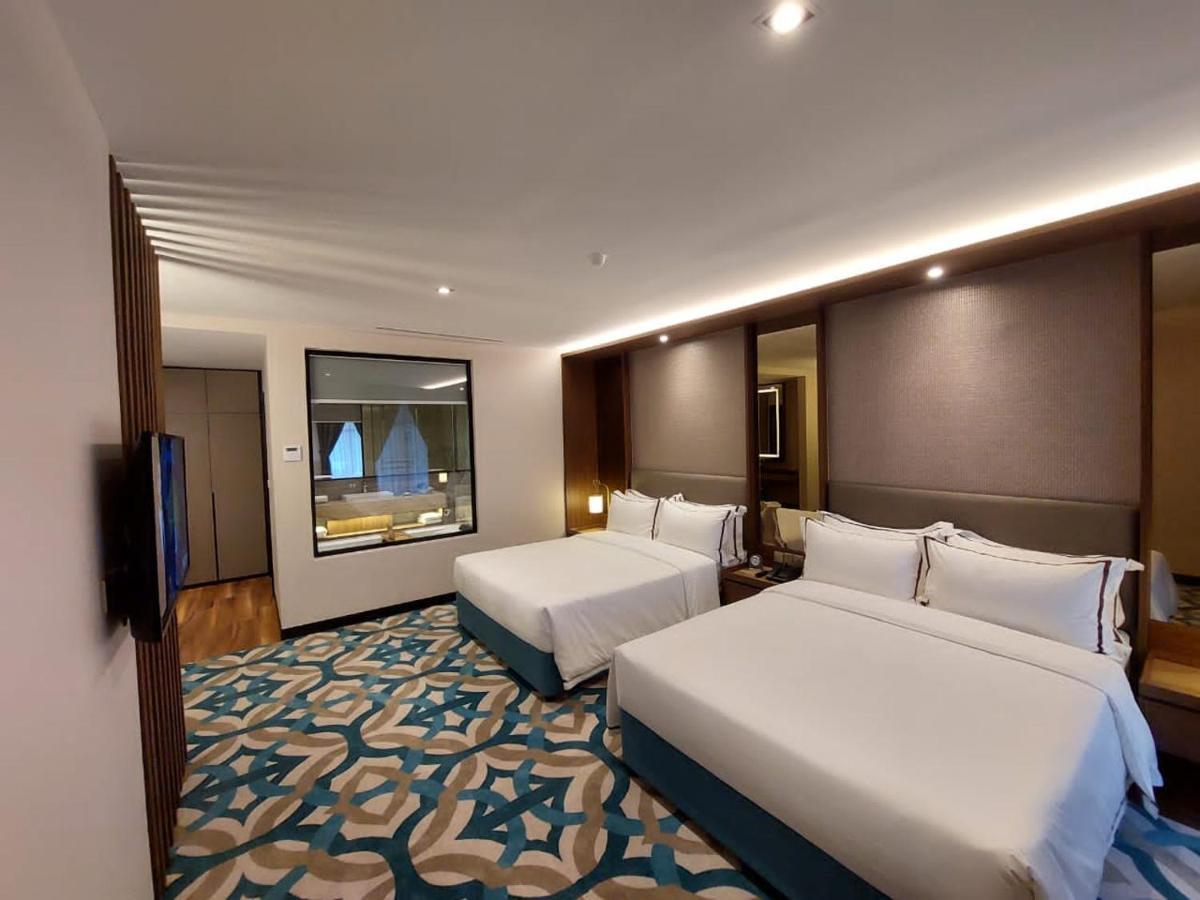 Christee Suites Hotel Malacca Exterior foto